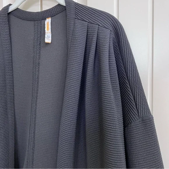 Lucy Womens Cocoon Wrap Cardigan in Black, Size XS - Picture 2 of 7